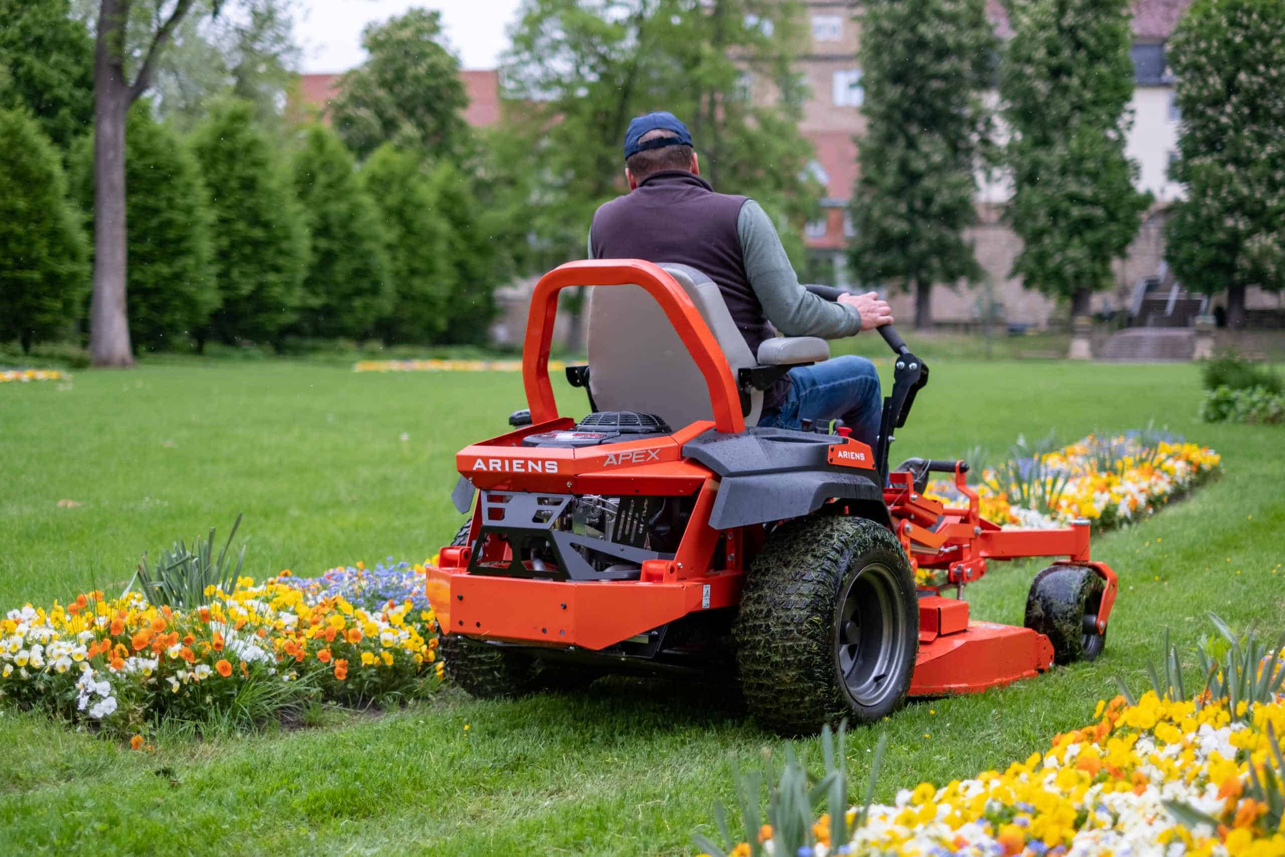 Husqvarna Sale Store -Husqvarna Sale Store 991317 Ariens Apex 48R SMHS1293 web